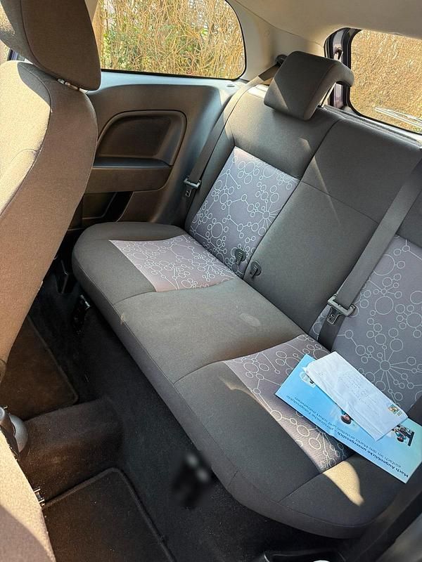 Gebraucht Ford Fiesta 60 PS (44 kW) 2007 Violet Kleinwagen