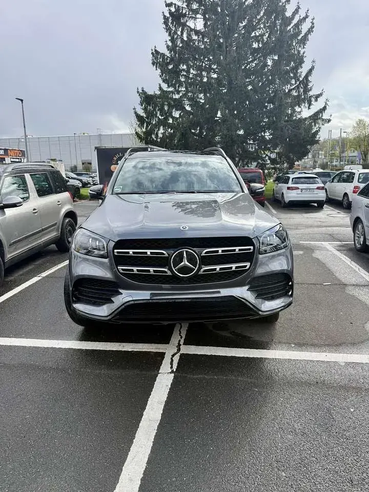 Gebraucht Mercedes GLS400 330 PS (242 kW) 2023 Grau SUV