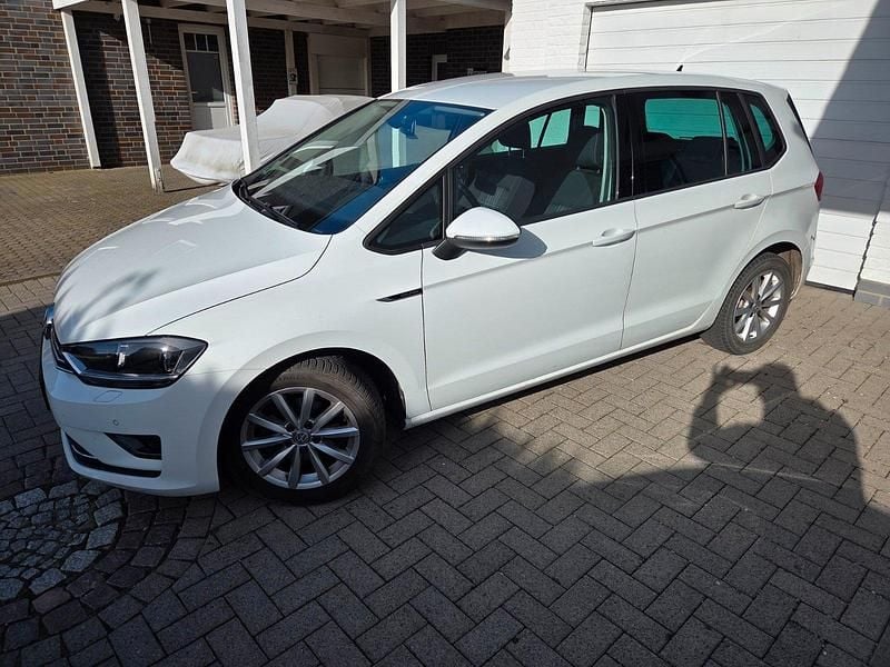 Gebraucht VW Golf Sportsvan LOUNGE 110 PS (80 kW) 2015 Weiß Van / Kleinbus