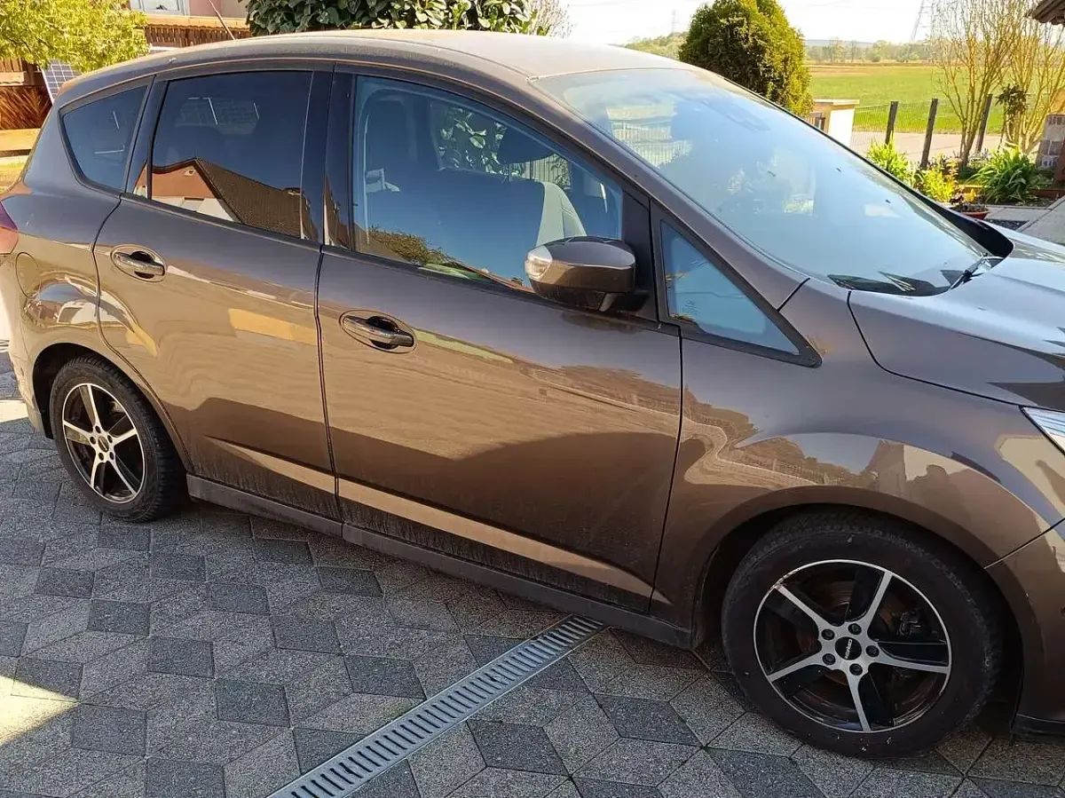 Gebraucht Ford C-MAX Business Edition 182 PS (133 kW) 2015 Braun Van / Kleinbus