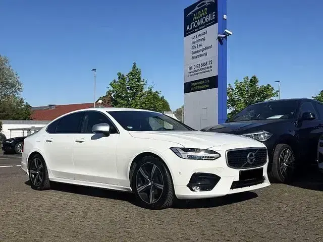 Gebraucht Volvo S90 R-Design 190 PS (139 kW) 2019 Weiß Limousine