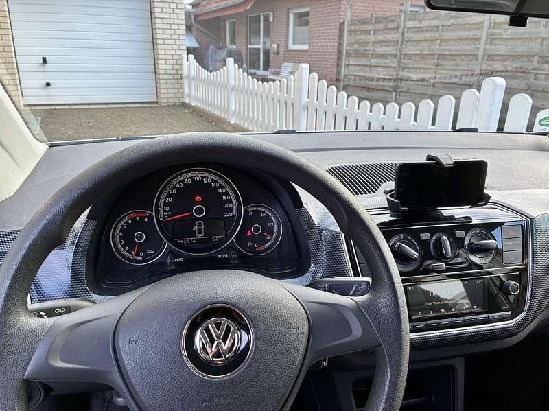 Second-hand VW up! 60 CP (44 kW) 2017 Hatchback