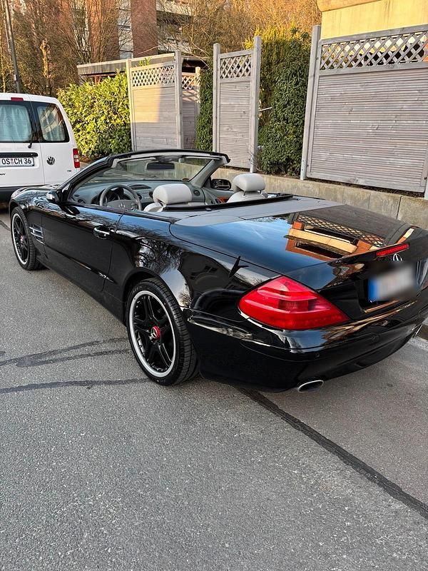 Gebraucht Mercedes SL350 248 PS (182 kW) 2005 Schwarz Cabrio