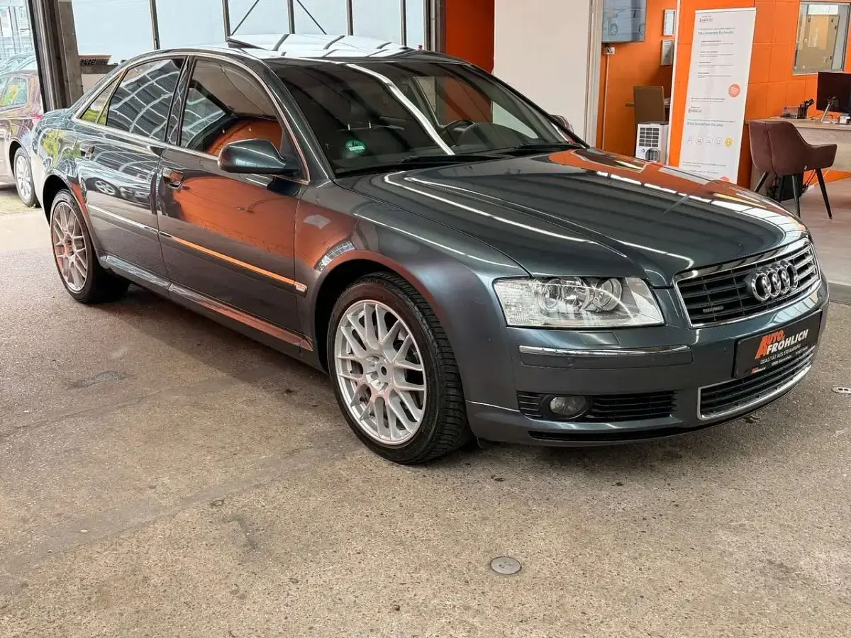 Gebraucht Audi A8 Basis 232 PS (170 kW) 2004 Grau Limousine