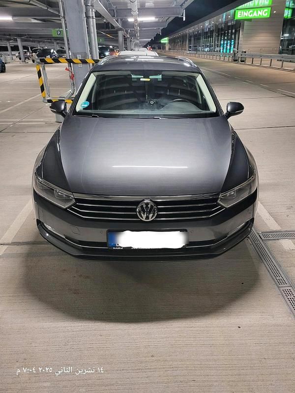 Grau Gebraucht 2016 VW Passat Kombi | 8.500 € (Fairer Preis) - Bild 1/4