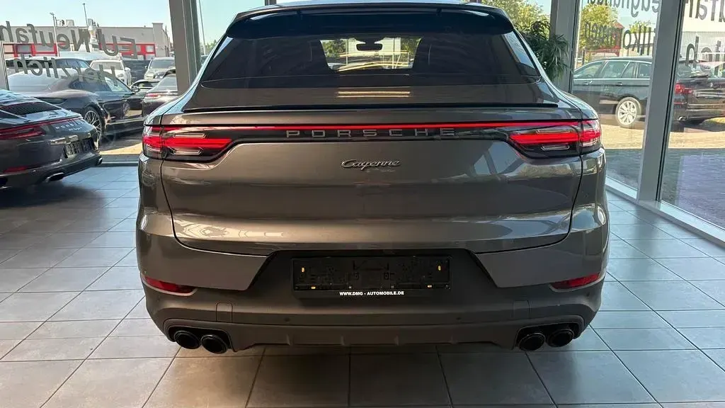 Gebraucht Porsche Cayenne E-Hybrid Coupe 462 PS (339 kW) 2022 Quarzitgraumetallic SUV
