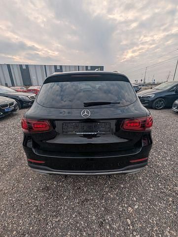Gebraucht Mercedes GLC300 258 PS (189 kW) 2019 Schwarzkeine angabe SUV