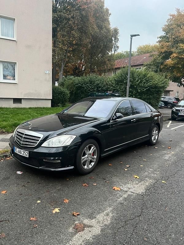 Schwarz Gebraucht 2006 Mercedes S500L AMG Limousine | 8.400 € (Fairer Preis) - Bild 1/4