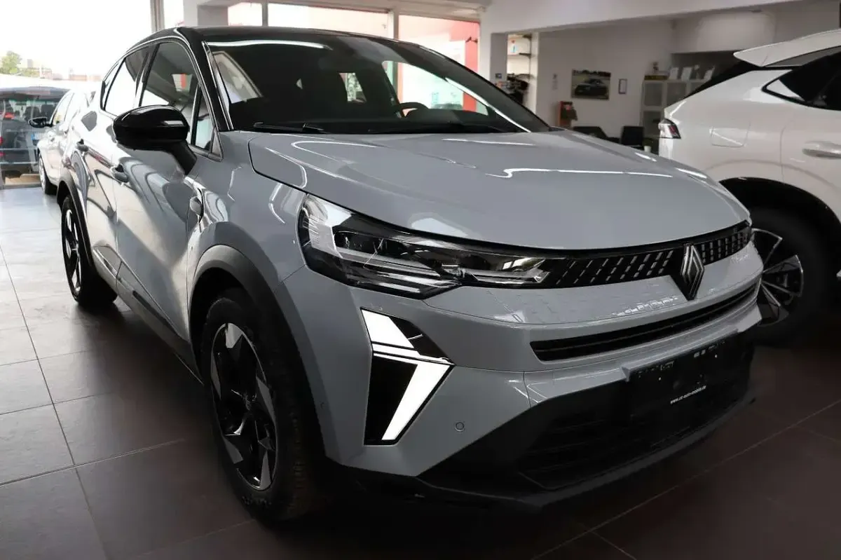 Nowe Renault Captur Techno 155 KM (114 kW) 2025 Szary SUV