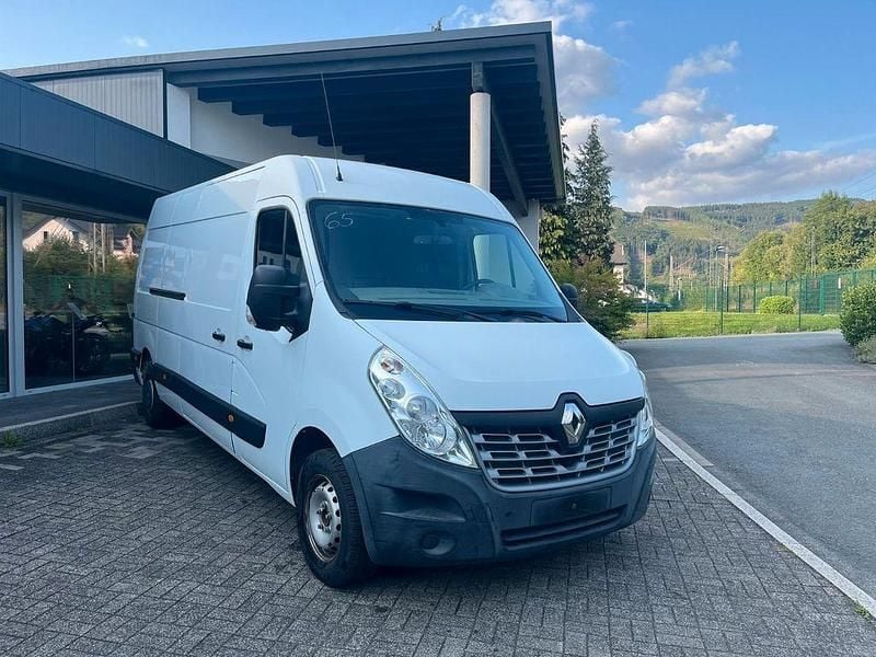Weiß Gebraucht 2017 Renault Master Van | 17.350 € (Guter Preis) - Bild 1/4