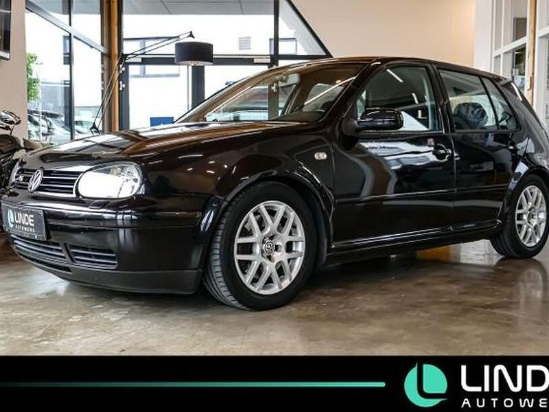 Schwarz Gebraucht 2002 VW Golf IV Highline Limousine | 3.900 € (Fairer Preis) - Bild 1/4