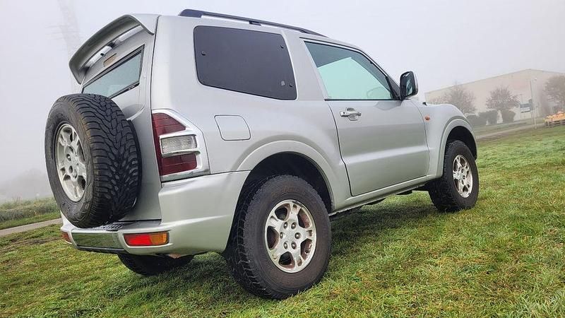 Gebraucht Mitsubishi Pajero Elegance 203 PS (149 kW) 2004 Silber SUV