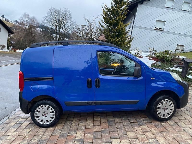 Gebraucht Fiat Fiorino 80 PS (58 kW) 2009 Blau Van / Kleinbus