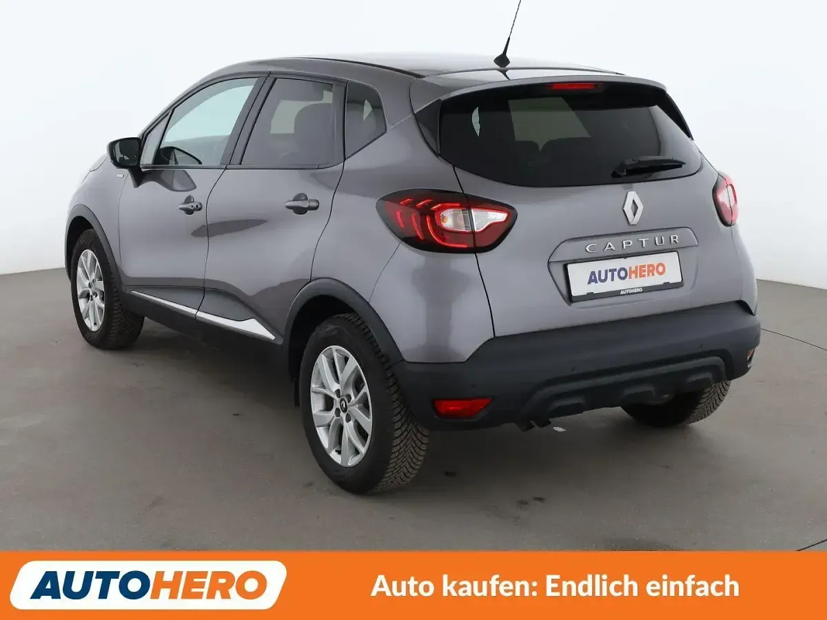 Gebraucht Renault Captur LIMITED 131 PS (96 kW) 2019 Grau SUV