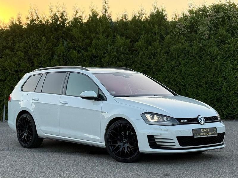 Weiß Gebraucht 2016 VW Golf VII GTD Kombi | 10.990 € (Guter Preis) - Bild 1/4