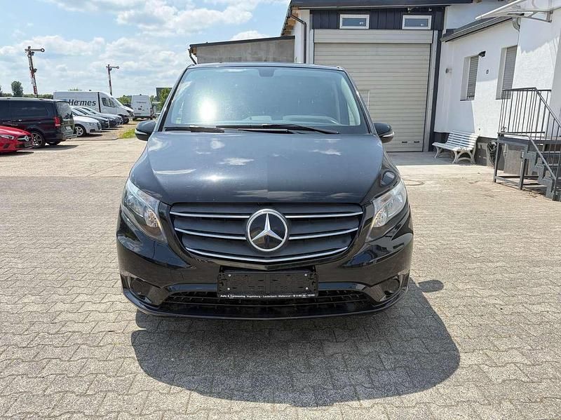 Gebraucht Mercedes Vito 136 PS (100 kW) 2019 Schwarz Van