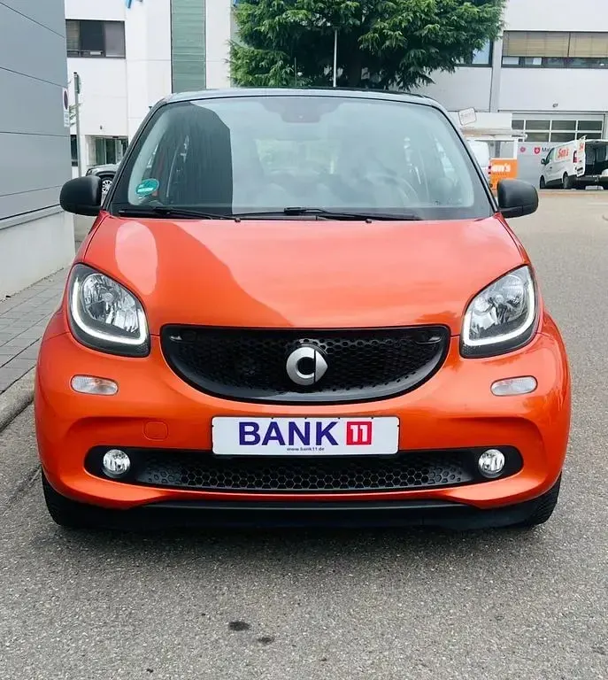 Gebraucht Smart ForFour Passion 71 PS (52 kW) 2018 Orange Kleinwagen