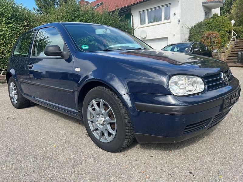 Blau Gebraucht 2000 VW Golf IV Limousine | 1.980 € (Fairer Preis) - Bild 1/4
