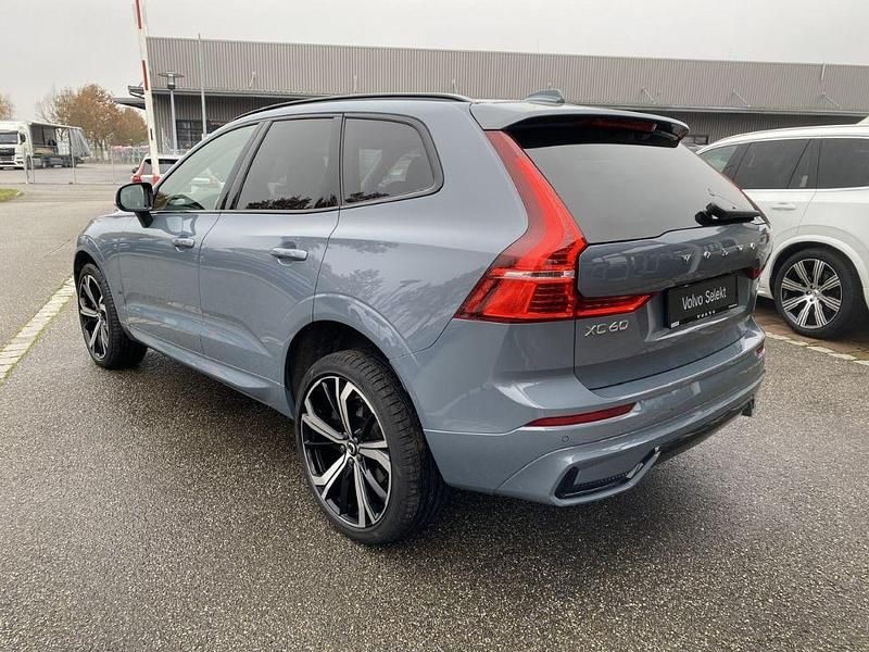 Gebraucht Volvo XC60 Ultimate 235 PS (172 kW) 2023 Grau SUV