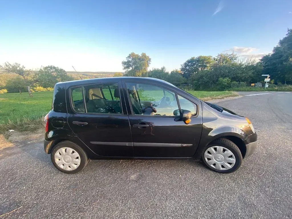 Brugt Renault Modus 75 HK (55 kW) 2006 Sort MPV