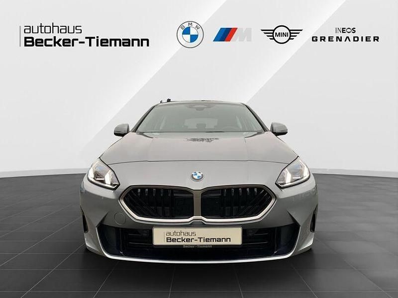 Gebraucht BMW 120 Efficient Dynamics 156 PS (114 kW) 2025 Skyscraper grau Kleinwagen