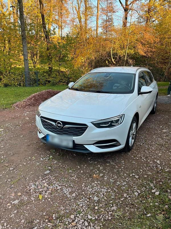 Gebraucht Opel Insignia Innovation 170 PS (125 kW) 2017 Weiß Kombi