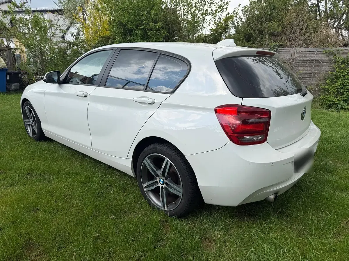 Gebraucht BMW 116 136 PS (100 kW) 2012 Weiß Kleinwagen