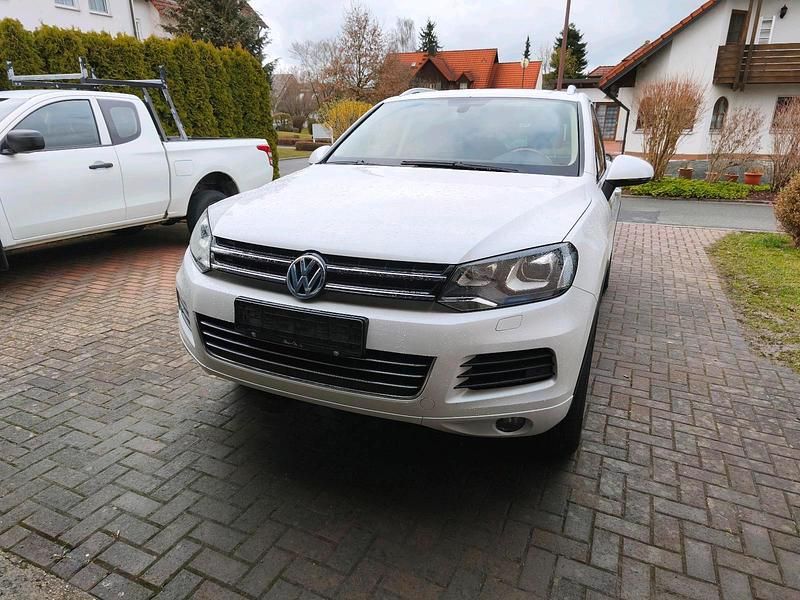 Gebraucht VW Touareg 245 PS (180 kW) 2013 Weiß SUV