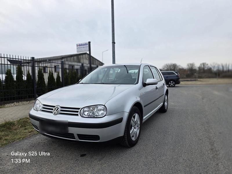 Gebraucht VW Golf IV 103 PS (75 kW) 2003 Silber Kleinwagen