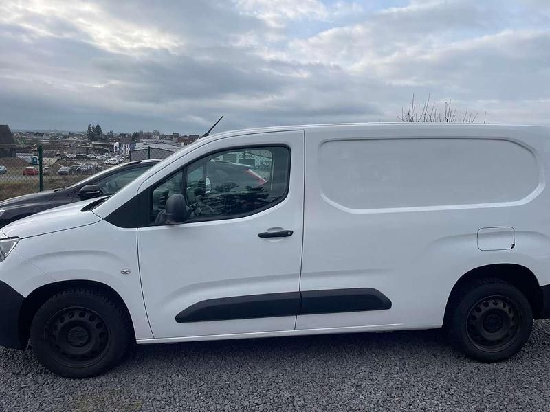 Gebraucht Peugeot Partner 99 PS (72 kW) 2019 Lack weiss Van / Kleinbus