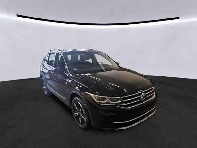Gebraucht VW Tiguan Elegance 245 PS (180 kW) 2023 Schwarz SUV