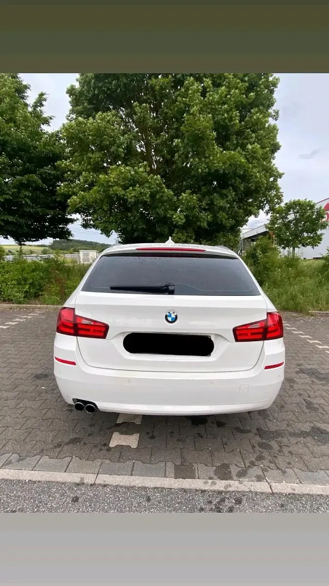 Gebraucht BMW 525 218 PS (160 kW) 2012 Weiß Kombi
