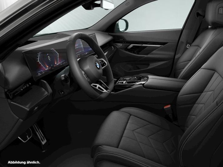 Gebraucht BMW 520 M Sport 197 PS (144 kW) 2025 Sophistograu brillanteffekt metallic Limousine