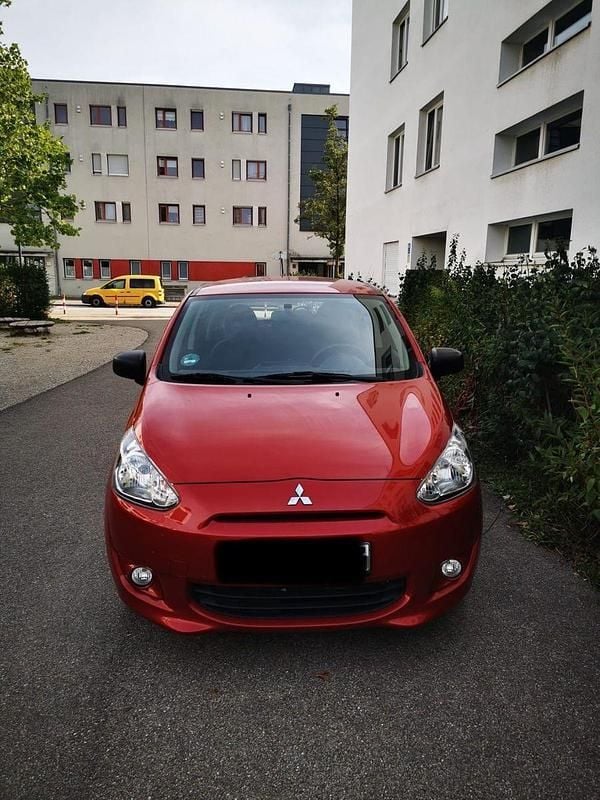 Rot Gebraucht 2015 Mitsubishi Space Star Kleinwagen | 4.300 € (Guter Preis) - Bild 1/4