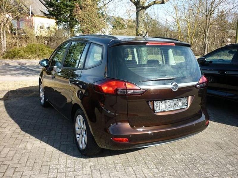 Gebraucht Opel Zafira Tourer Active 140 PS (102 kW) 2013 Braun Van / Kleinbus