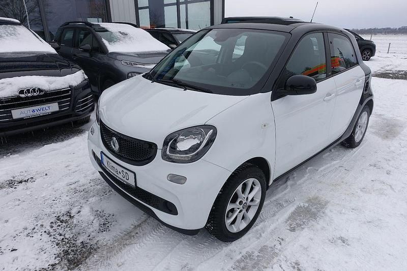 Gebraucht Smart ForFour 71 PS (52 kW) 2016 Weiß Kleinwagen