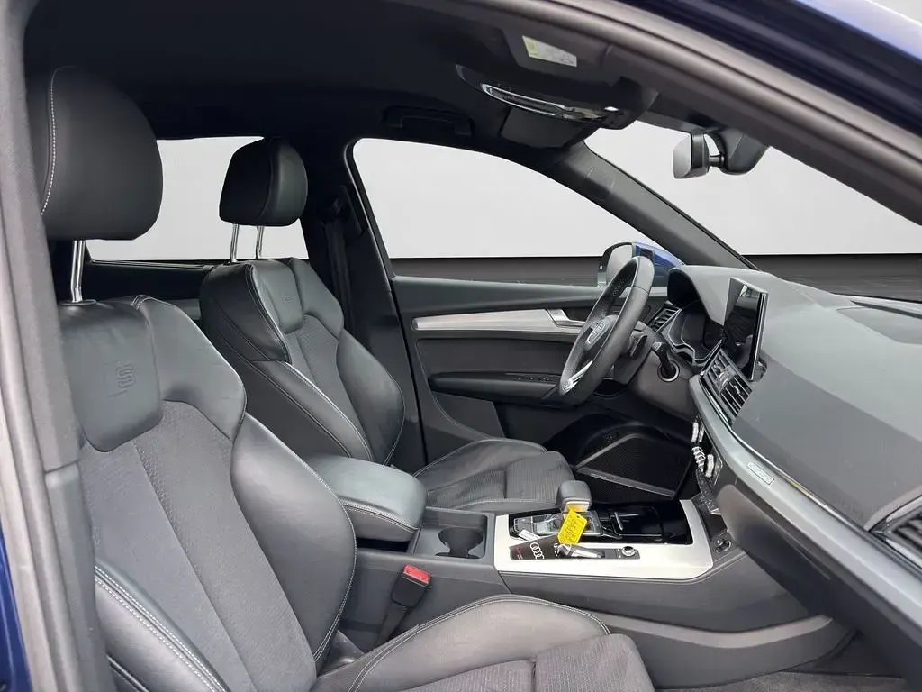 Gebraucht Audi Q5 S-Line 299 PS (219 kW) 2023 Navarrablau metallic SUV