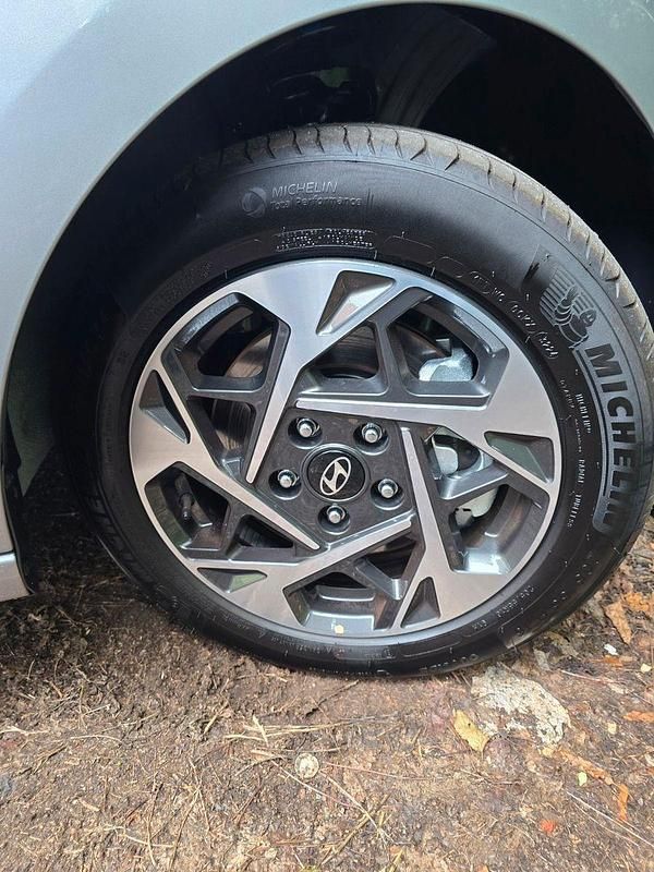 Gebraucht Hyundai i30 Advantage 101 PS (74 kW) 2024 Grau Kombi