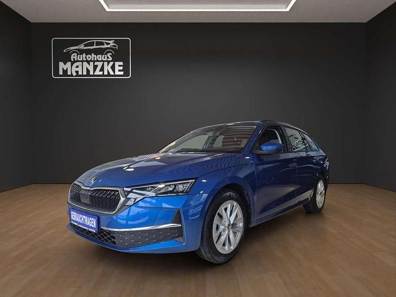 Raceblau metallic Neu 2024 Skoda Octavia Lodge Kombi | 32.990 € (Etwas zu teuer) - Bild 1/4