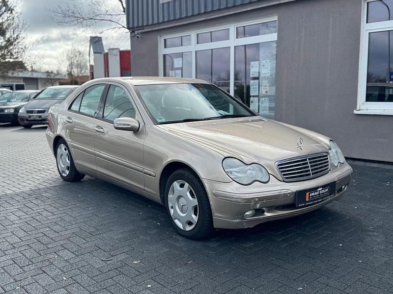 Gebraucht Mercedes C320 Elegance 218 PS (160 kW) 2003 Gold Limousine