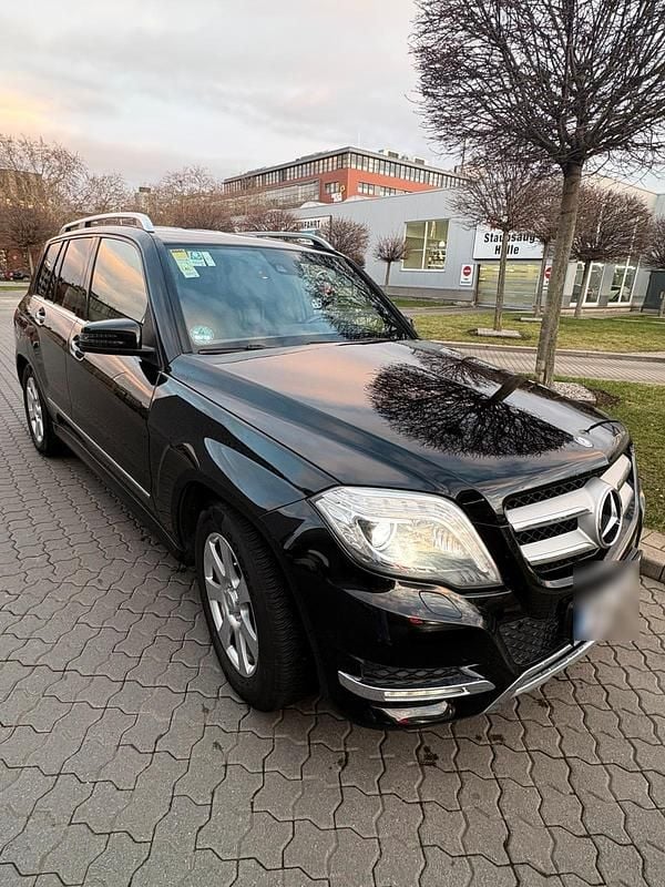 Gebraucht Mercedes GLK250 204 PS (150 kW) 2014 Schwarz SUV