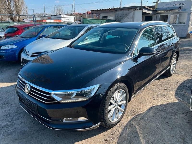 Gebraucht VW Passat Highline 150 PS (110 kW) 2015 Schwarz Kombi