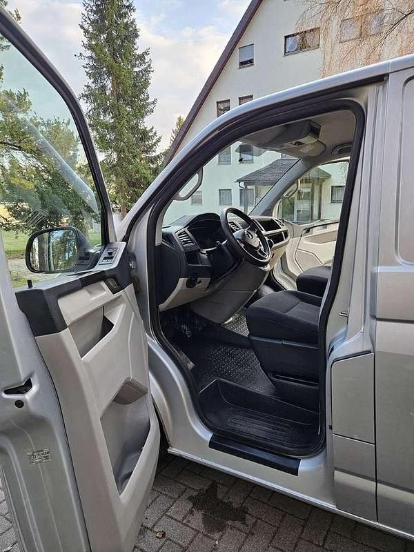 Gebraucht VW Transporter 150 PS (110 kW) 2015 Van