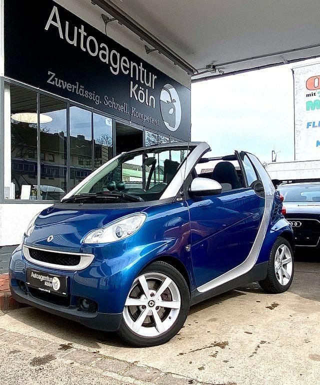 Blau Gebraucht 2010 Smart ForTwo Cabrio Cabrio | 6.990 € (Fairer Preis) - Bild 1/4