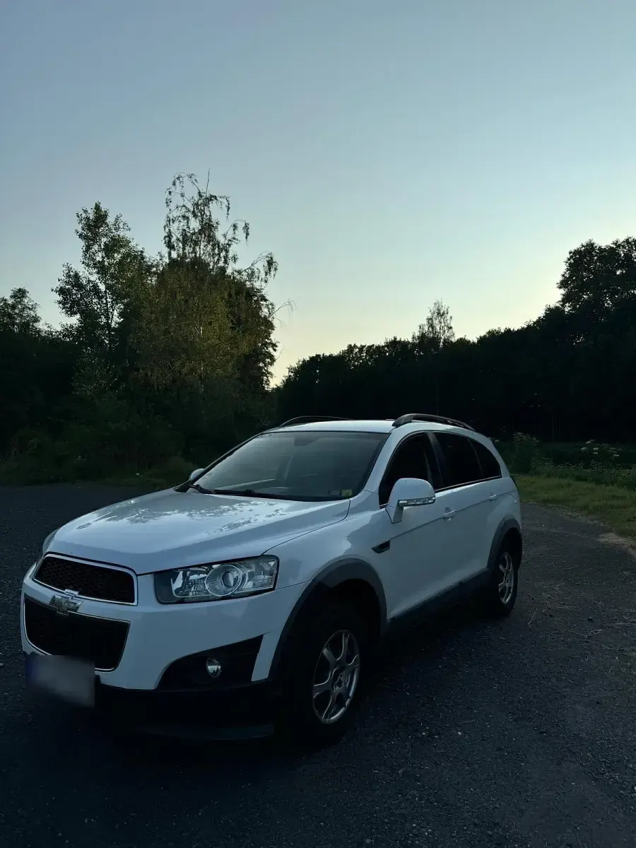 Gebraucht Chevrolet Captiva 163 PS (119 kW) 2012 Weiß SUV