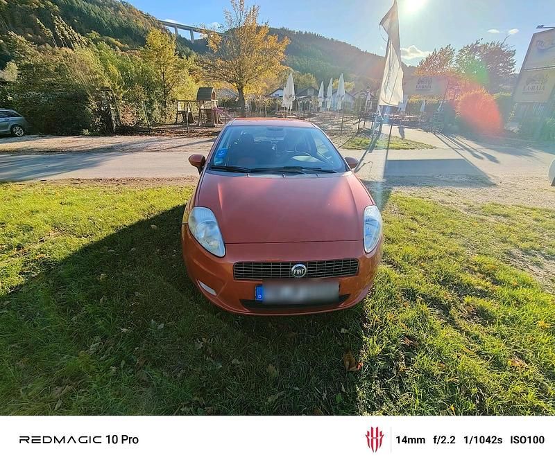 Orange Gebraucht 2006 Fiat Punto Kleinwagen | 1.300 € - Bild 1/4
