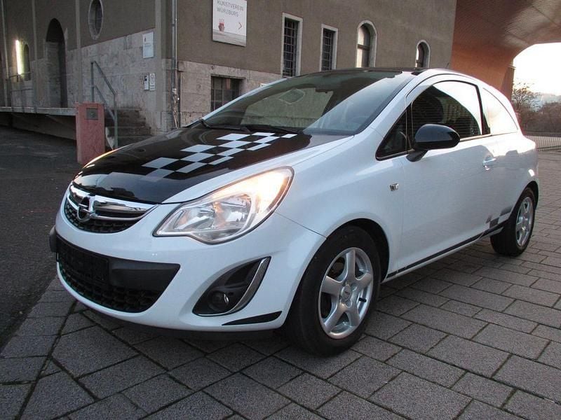 Schwarz Gebraucht 2011 Opel Corsa Color Edition Kleinwagen | 3.450 € (Guter Preis) - Bild 1/4