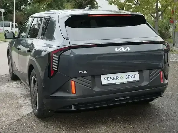 Nowe Kia EV4 150 kW (204 KM) 2025 Szary Hatchback