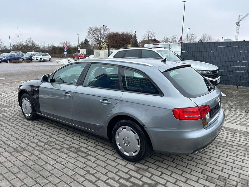 Gebraucht Audi A4 143 PS (105 kW) 2008 Grau Kombi