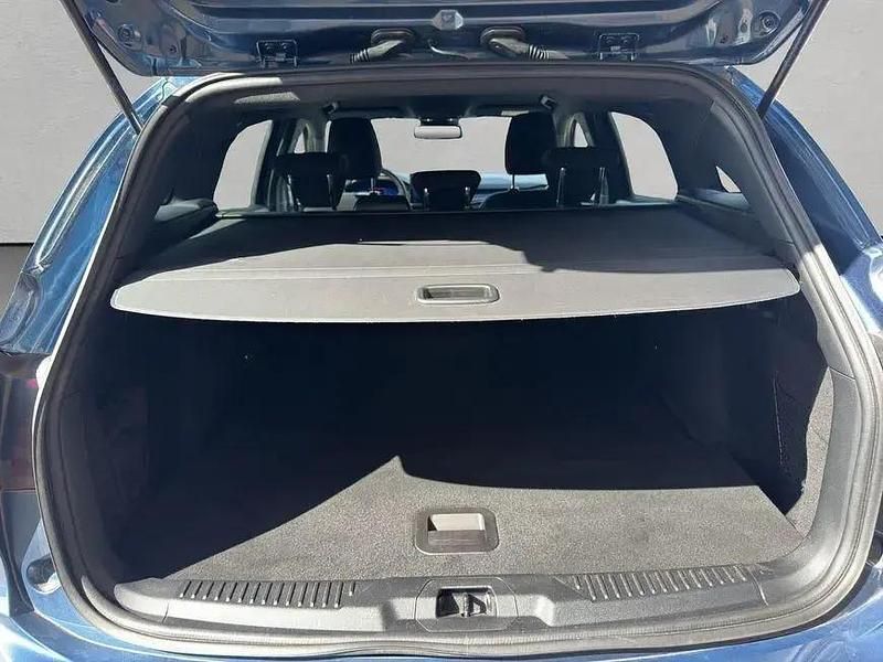 Gebraucht Ford Focus ST-Line X 125 PS (91 kW) 2024 Chrome blue metallic Kombi